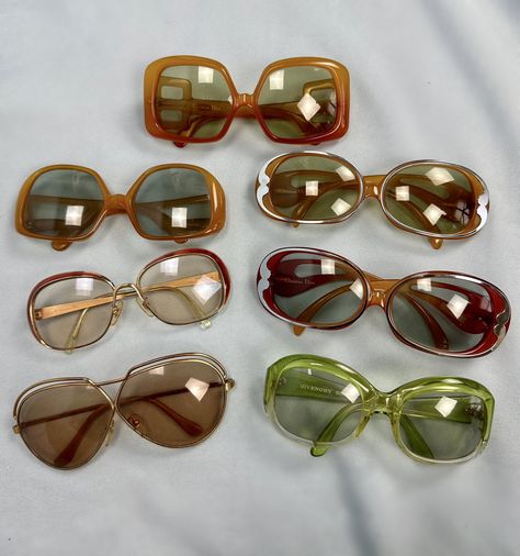 60s Sunglasses, Boho Sunglasses, Givenchy Sunglasses, Space Fashion, Fashion Eye Glasses, Vintage Americana, 1970s Fashion, Jewelry Inspo, Vintage Summer