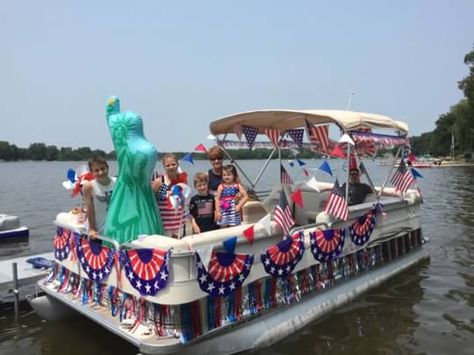 Fourth Of July Boat Parade Ideas, Boat Decorating Ideas Party, Pontoon Boat Decor, Pontoon Boat Party, Pontoon Party, Poker Run, Boat Parade, 4th Of July Parade, Fourth Of July Decorations