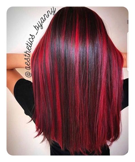 70+ Stunning Red Hair Color Ideas With Highlights - NiceStyles Awesome Hair Color, Red Hair With Highlights, Two Tone Hair, Red Hair Inspo, Dark Red Hair, Bright Red Hair, Red Highlights, Awesome Hair, Hair Red