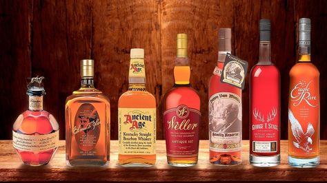 Buffalo Trace Distillery, Bourbon Whiskey Brands, Bourbon Drinks Recipes, Buffalo Trace Bourbon, Best Bourbon, Bourbon Brands, Single Barrel Bourbon, Cocktail Recipes Whiskey, Bourbon Tasting