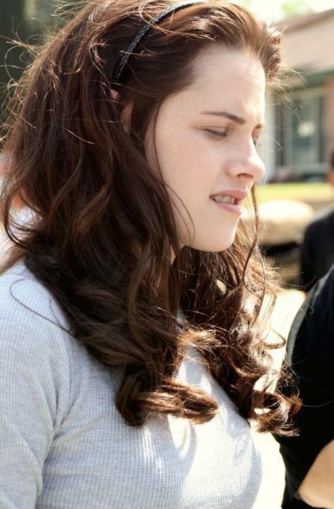 Kristen Stewart Hair, Kristen Stewart Twilight, Kristen Stewart Style, Twilight Photos, Bella Hair, Twilight Pictures, Twilight Fans, Bella Swan, Last Fm