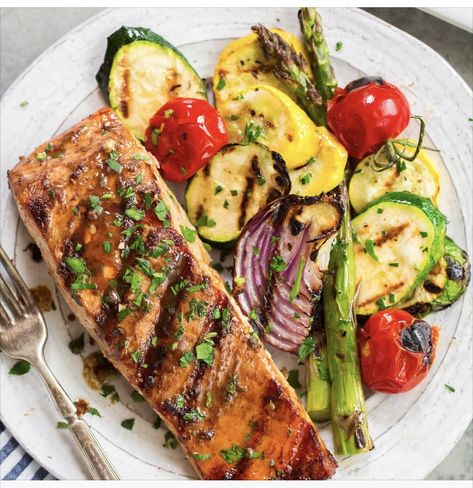 Best Grilled Salmon Recipe, Best Salmon Recipe, Grilled Salmon Recipes, Resep Diet, Cooking Classy, Grilled Fish, Health Dinner Recipes, Asparagus Recipe, Grilled Salmon