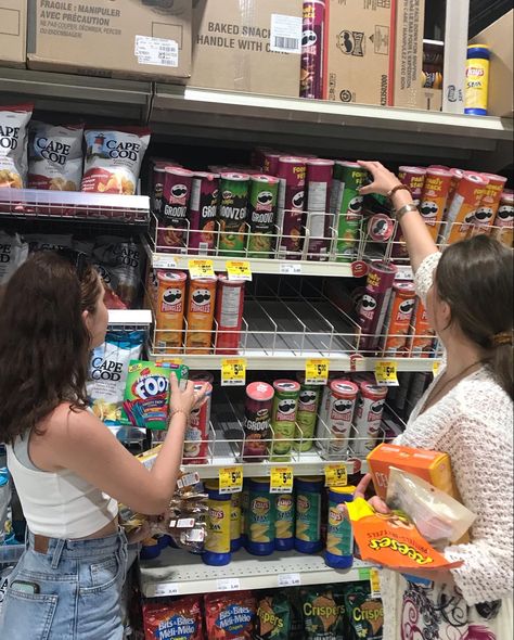 Snacks With Friends Aesthetic, Friends Shopping Together, Walmart With Friends, Shopping Spree Aesthetic Friends, Going Out To Eat With Friends Aesthetic, Summer Aesthetic Canada, Girls Shopping Aesthetic, Shopping With Friends Aesthetic, Girls Day Aesthetic