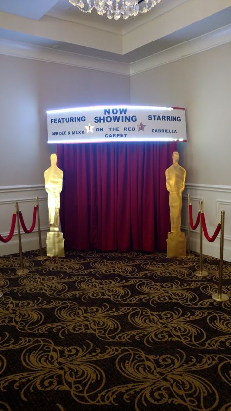 Hollywood Backdrop, Backdrop Lights, Hollywood Theme Party Decorations, Hollywood Decorations, Old Hollywood Prom, Red Carpet Theme Party, Old Hollywood Party, Hollywood Prom, Broadway Theme