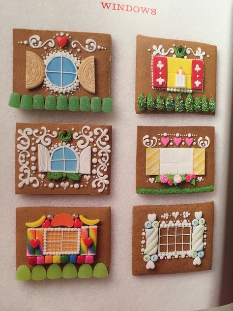 Graham Cracker Gingerbread, Graham Cracker Gingerbread House, Homemade Gingerbread House, Gingerbread House Candy, Cool Gingerbread Houses, Gingerbread House Template, Gingerbread House Recipe, Ginger House, Wilton Candy Melts