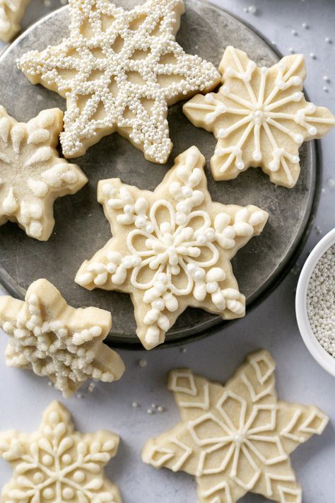 Buttercream Snowflake Sugar Cookies Chewy Cut Out Sugar Cookies, Winter Cookie Decorating, Winter Cookies Decorated, Molded Cookie Recipe, Snowflake Sugar Cookies, Snowflake Sugar, Cut Out Sugar Cookies, Almond Sugar Cookies, Cut Out Sugar