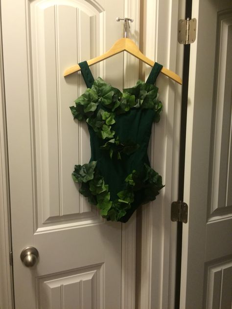 My poison ivy costume I made this year. Leotard from Amazon. Ivy leaves from hobby lobby. Poison Ivy Halloween Costume Aesthetic, Halloween Poison Ivy Costume, Poison Ivy Costumes Diy, Simple Poison Ivy Costume, Position Ivy Costume, Poison Ivy Outfit Ideas, Poison Ivy Cosplay Diy, Poison Ivy Costume Halloween, Poison Ivy Halloween Costume Diy