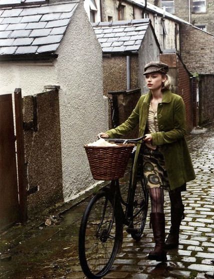 Tweed Run, Vintage Cycles, Cycle Chic, Riding A Bike, I Want To Ride My Bicycle, Bicycle Girl, Bike Style, Vestidos Vintage, Mode Vintage