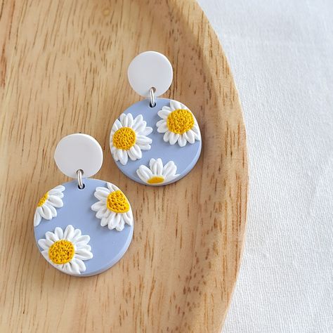 Cercei Din Lut Polimeric, Crea Fimo, Diy Earrings Easy, Polymer Clay Flower Jewelry, Diy Earrings Polymer Clay, Hoop Dangle Earrings, Handmade Clay Jewelry, Polymer Clay Diy, Polymer Clay Jewelry Diy