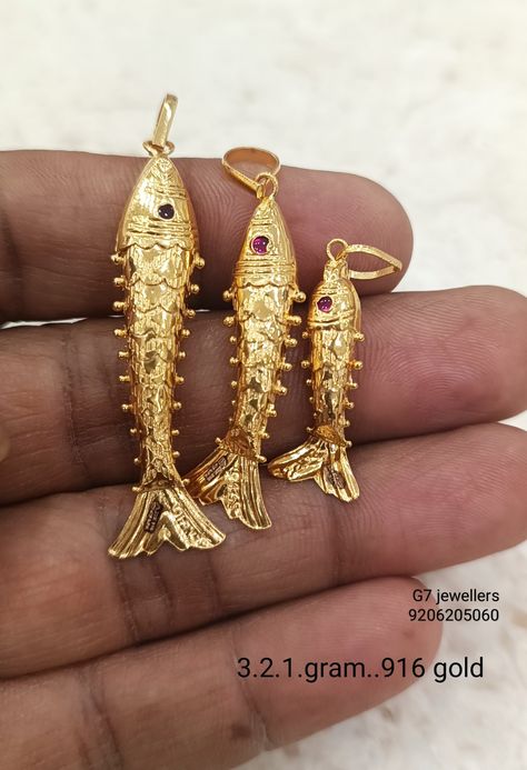 Fish Locket In Gold, Gold Dollars, Tiger Nails, Engagement Mehndi, Ganpati Decoration Design, Engagement Mehndi Designs, Emoji Photo, Ganpati Decoration, Antique Bridal Jewelry