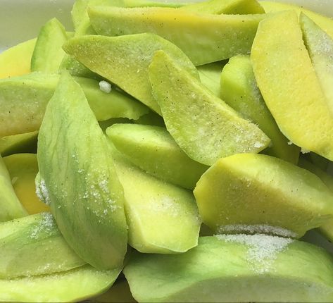 Caribbean Gyal, Mango Aesthetic, Guyana Food, Mango Verde, African Recipes Nigerian Food, Green Mango, Nigerian Food, Food Babe, Easy Food Art