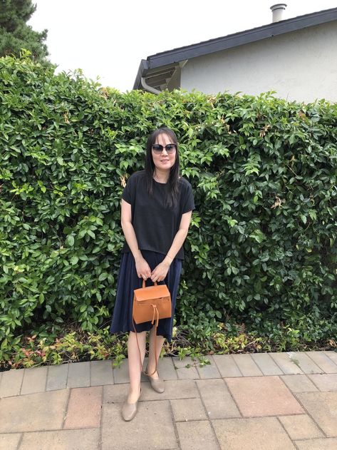 Wide Linen Pants, Lady Bags, Mini Mini, Chore Jacket, Mansur Gavriel, Black Leather Handbags, Hanging Bag, The Lady, Carry On Bag