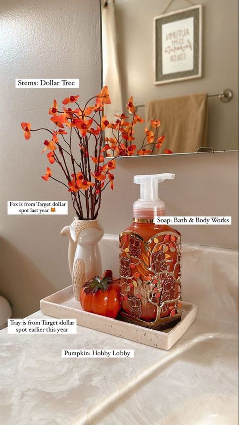 Fall Decor Ideas Small House, Bathroom Decor For Fall, Fall Decor Ideas For The Home Bathroom, Fall Decor Ideas Indoor, Bathroom Thanksgiving Decor, Fall Pitcher Decor, Fall Sink Decor, Cozy Fall Decor Bathroom, Fall Theme Home Decor