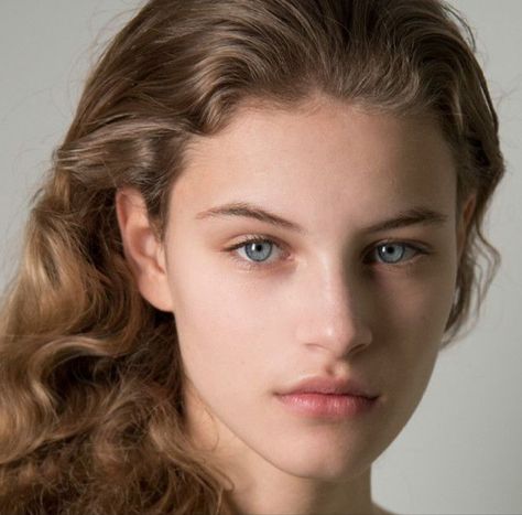 Northern European Women, Norwegian Women Faces, German Models Female, Unique Models Faces, Glass Skin Naturally At Home, Soft Facial Features, Glass Skin Naturally, Dutch Models, Scandinavian Women