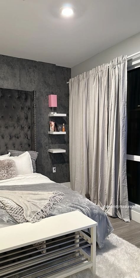 Grass Wall Backdrop Bedroom, Gray Room Ideas, Girl Apartment Decor, Black Bedroom Decor, Luxury Room, Luxury Room Bedroom, Apartment Living Room Design, Dream Apartment Decor, Future Apartment Decor