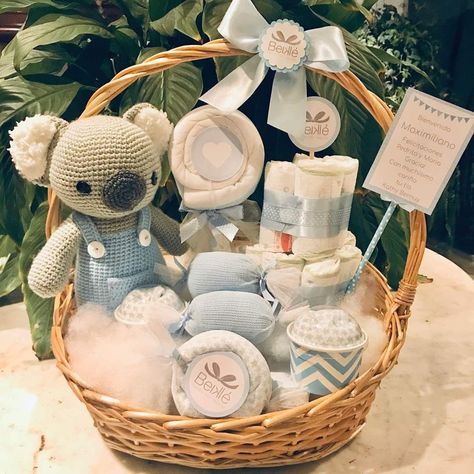 New Born Baby Gifts Hamper, Baby Hamper Ideas Baskets, Baby Hamper Ideas, Baby Gift Packs, Newborn Gift Basket, Stovetop Potpourri Christmas, Baby Shower Gift Box, Best Gift Baskets, Idee Babyshower