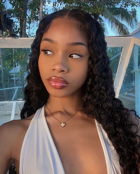 Clear Skin Mixed Girl, Black Woman Clear Skin, Black Girls Faceclaim, Girl Face Claims Black, Mixed Girl Faceclaims, Light Skinned Black Woman, Makeup Mixed Girl, Mixed Face Claims, Pretty Dark Skin Girl