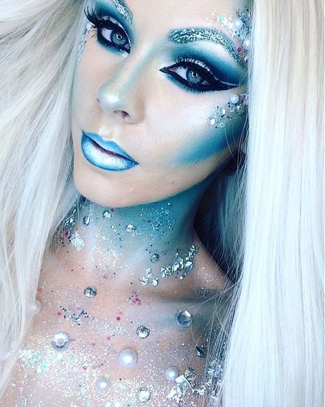 Ice Queen Makeup, Halloween Makeup Witch, Creepy Halloween Makeup, Cute Halloween Makeup, Halloween Makeup Diy, Carnival Makeup, Halloween Makeup Pretty, Mermaid Halloween, Halloween Makeup Scary