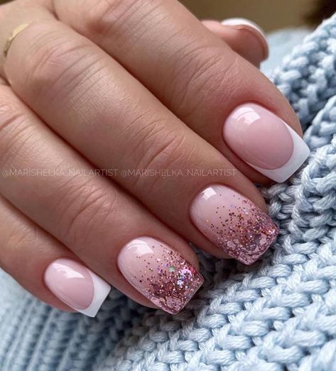 Baby Glitter Nails, Glitter Gel Nails, Simple Gel Nails, Fake Nails With Glue, Color Nails, Shellac Nails, Nail Designs Glitter, Pink Collar, Dipped Nails