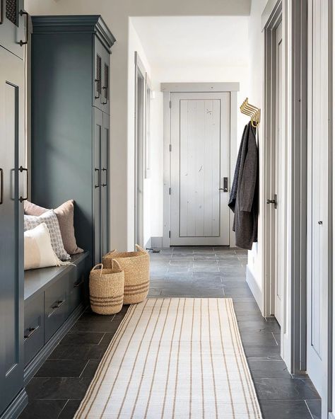 McGee & Co. (@mcgeeandco) | Instagram Mudroom Lockers, Mudroom Entryway, Mudroom Laundry Room, Mudroom Design, Outdoor Entertaining Spaces, Furniture Office, Laundry Mud Room, Color Rug, Indoor Outdoor Rug