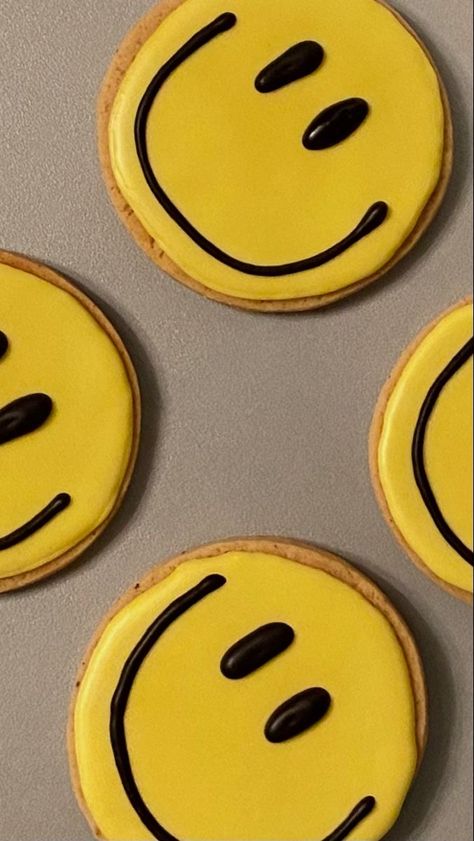 Two Cool Party Food, One Happy Dude Birthday Desserts, Smiley Checkered Birthday, Happy Dude Birthday, One Smiley Dude Birthday, Two Cool Birthday Party Theme, Smiley One Birthday, Smiley Theme Birthday Party, Smiley Face Birthday Theme