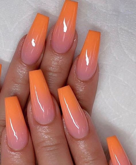 Orange Ombre Nails, Orange Nail Designs, August Nails, Nagellack Trends, Ombre Acrylic Nails, Short Acrylic Nails Designs, Summer Nails Colors, Orange Nails, Dream Nails