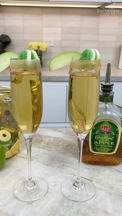 tipsybartender on Instagram: Crown Apple Mimosa 🍏🥂 Apple Mimosa, Crown Apple, Tipsy Bartender, Caramel Syrup, Apple Juice, Green Apple, Mimosa, White Wine, Rose Wine