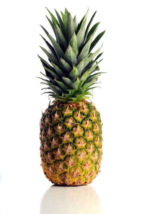 Tart Pineapple, Pine Apple, Growing Pineapple, Fruit Kebabs, Healthy Nutrition Plan, Brown Spots Removal, Vitamin B1, Pineapple Fruit, Food Combining