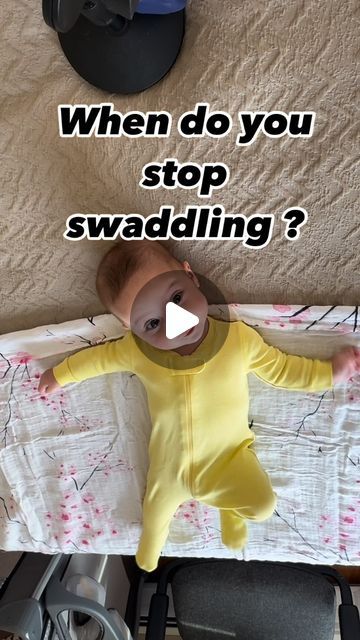 How To Swaddle A Baby, Swaddle How To, Swaddling Baby Newborns, Weighted Swaddle, Newborn Stage, One Month Old, Newborn Swaddle, 4 Month Olds, Identical Twins