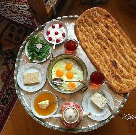 Dreaming of a #Iranian breakfast brunch with freshly baked #Barbari bread  realiran.org  #Iran_Style Persian Breakfast Ideas, Breakfast Persian, Iranian Breakfast, Persian Breakfast, Afghan Breakfast, Afghani Breakfast, Iran Breakfast, Persian Breakfast Iran, Iran Food