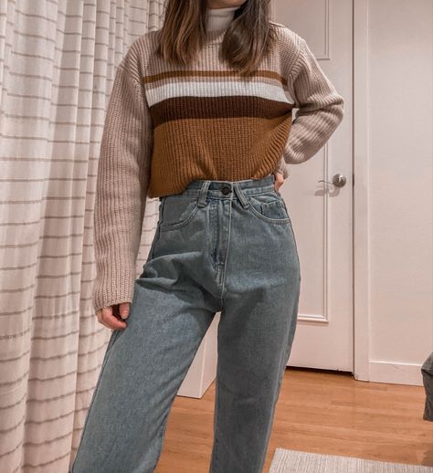 striped patterned neutral sweater turtleneck jean women’s fashion outfit winter inspo aesthetic OOTD Winter Inspo Aesthetic, Striped Turtleneck Outfit, Lost Mary, Neutral Sweater, Aesthetic Ootd, Turtleneck Outfit, Neutral Sweaters, Winter Inspo, Sweater Turtleneck