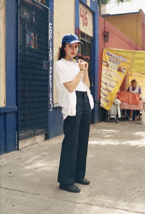 summer in mexico city, straight up - i-D Travelling Outfits Summer, Summer In Mexico, Layered Summer Outfits, Mexico City Style, Mexico City Fashion, City Summer Outfits, Travel Outfit Mexico, Streetwear Summer Outfits, Summer City Outfits