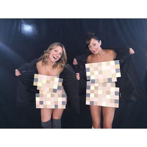 Pin for Later: 30+ Cheap Halloween Costumes That 20-Somethings Will Love Naked Cheap Halloween Costumes Diy, Diy Fantasia, Cheap Halloween Diy, College Halloween Party, Funny Couple Costumes, Diy Couples Costumes, Cheap Halloween Costumes, Best Friend Halloween Costumes, Hallowen Costume