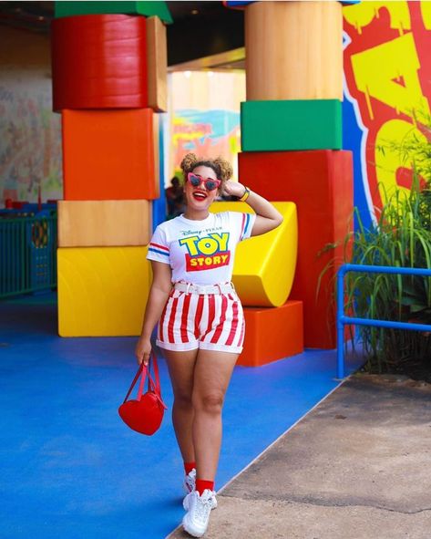 Toy Story Outfit, Slinky Dog Dash, Hollywood Studios Outfit, Disney Sweet 16, Toy Story Land, Disney Outfits Women, Slinky Dog, Disney College Program, Disney World Vacation Planning