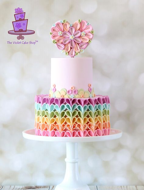 Quilling Cake, Pink Heart Cake, Violet Cake, Birthday Cake Decor, Violet Cakes, Cupcakes Decorados, Ruffle Cake, Valentines Day Cakes, Cake Decorating Ideas