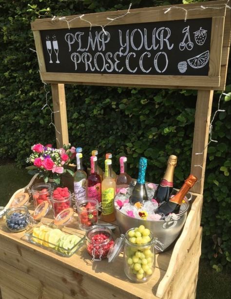 Prosecco Bar, Fest Temaer, Garden Parties, Hen Do, Wedding Table Settings, Outdoor Bar, Grad Parties, 18th Birthday, Hen Party