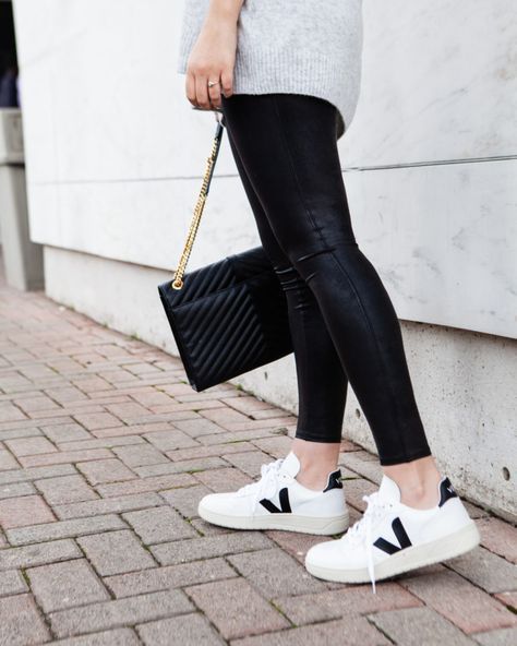 Veja V-10 Review | Kendi Everyday Zapatillas Veja, Statement Sneakers, Veja Esplar, Kendi Everyday, Trainers Outfit, Veja V 10, Black Tennis Shoes, Sneaker Outfits Women, Veja Shoes