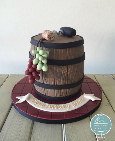 Whiskey Barrel Cake Ideas, Wine Barrel Cake Ideas, Gentlemen Cake, Wine Cake Ideas Birthday, Cake Wine Design, Bourbon Barrel Cake Design, Beer Barrel Cake, Wine Theme Cakes, Wine Barrel Cake