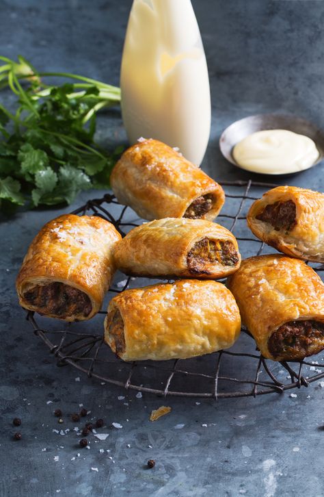 Healthy Sausage Rolls, Aussie Winter, Lunchbox Inspiration, Australian Recipes, Homemade Sausage Rolls, Pastry Dishes, Aussie Style, Pie Making, Sausage Rolls Recipe