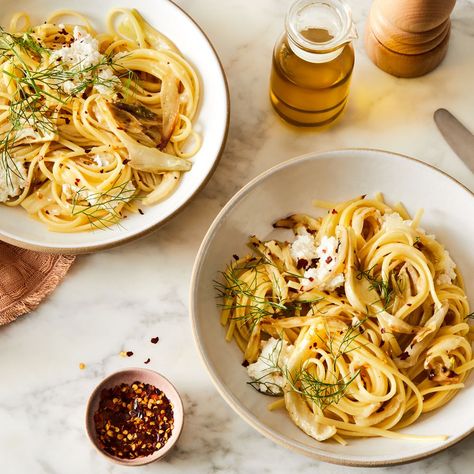 Cheesy, Garlicky Roasted Fennel Pasta recipe on Food52 Roasted Fennel Pasta, Fennel Pasta, Pasta Side, Fresh Ricotta, Lemon Garlic Pasta, Fennel Recipes, Blarney Castle, Baking Projects, Roasted Fennel