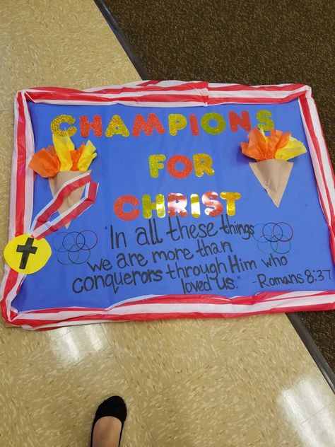 Vbs Olympics Theme Crafts, Sunday School Olympics, Vbs Olympics Theme, Sports Day Board Decoration, Olympic Bulletin Board, Vbs Olympics, Olympic Idea, Kids Olympics, Jesus Decor