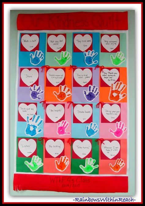 "Our Kindness Quilt" Preschool Handprints and Rules thru the eyes of the Children Kindness Preschool, Preschool Bulletin Board Ideas, Kindness Quilt, Preschool Bulletin Board, Preschool Friendship, Friendship Crafts, Kindness Lessons, Friendship Theme, Friendship Activities