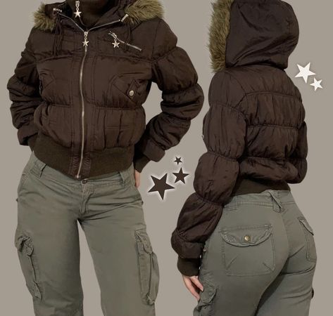 2000s Puffer Jacket Outfit, 2000s Puffer Jacket, Jacket Inspo Winter, Apple Bottom Jacket, Y2k Winter Coat, Cute Jackets For Winter, Y2k Winter Outfits Coats & Jackets, Winter 2000s Fashion, 2000 Winter Outfits