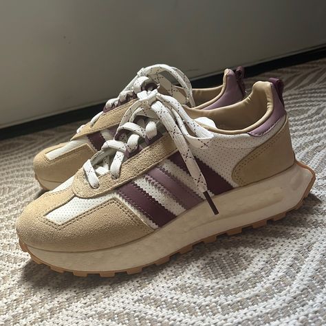 Adidas Retropy E5 Condition: Brand New Women’s Size: 6 Color: Hazy Beige / Magic Mauve / Off White Comes With Original Box Upon Request Adidas Retropy, Shoes Brand, Adidas Shoes, New Woman, Shoe Brands, Adidas Women, Original Box, Off White, Size 6