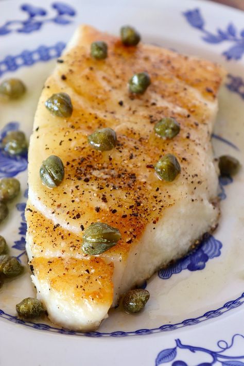 Chilean Sea Bass Recipe Pan Seared, Seared Chilean Sea Bass Recipe, Whole Fish Recipes, Red Pepper Recipes, Sea Bass Recipes, Lemon Caper Sauce, Red Pepper Sauce, Healthy Heart, Sea Bass