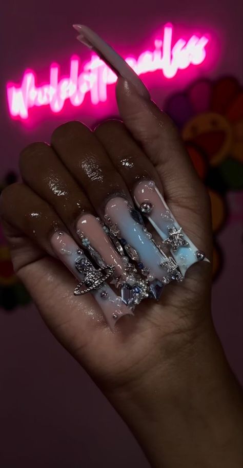 Senior Nails, Exotic Nail Designs, Cutest Nails, Fye Nails, Fashion Tiktok, Punk Nails, Long Acrylic Nail Designs, Duck Nails, Hard Nails