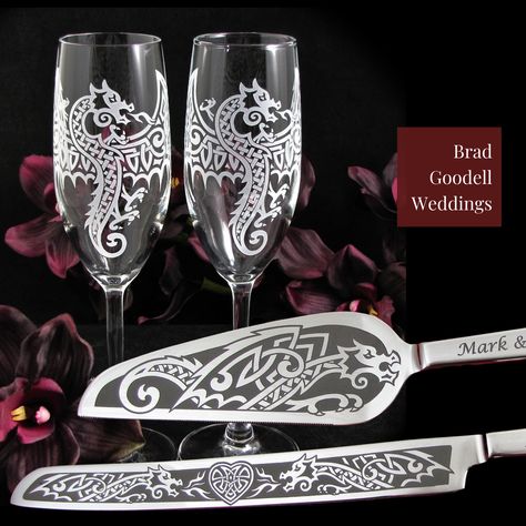 Celtic Dragon Wedding Champagne Flutes, Cake Server Set #DragonWedding #weddingChampagneFlutes #weddingCakeServerSet #celticwedding Satanic Wedding, Medieval Wedding Theme, Dragon Wedding, Biker Wedding, Wedding Cake Server Set, Viking Wedding, Wedding Cake Server, Cake Servers, Cake Server Sets