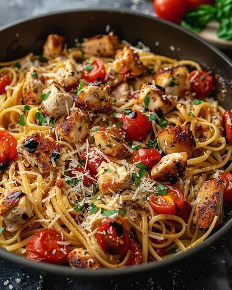 Alyssa Alonso Bruschetta Chicken Pasta, Pasta With Chicken, Tuscan Chicken Pasta, Bruschetta Toppings, Chicken With Italian Seasoning, Martha Stewart Recipes, Bruschetta Chicken, Tuscan Chicken, Pasta Ingredients