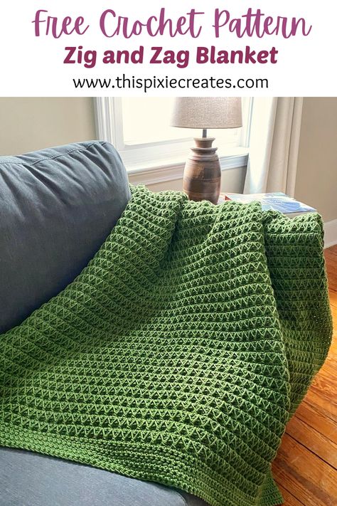 Crochet this cozy, textured blanket to snuggle up in on cold days! If you love textured stitches, and easy row-repeat patterns, then I think you'll enjoy making the Zig and Zag blanket. The beauty of this blanket is that it looks more complicated than it is. It follows a 4-row repeat pattern, so once you get the hang of the first few rows, it's smooth sailing. The border is crocheted at the same time as the body of the blanket, to make things easier! The free pattern is linked below! Zig Zag Crochet, Crochet Throw Pattern, Textured Crochet, Crochet Blanket Pattern Easy, Crochet Afghan Patterns Free, Crochet Afgans, Easy Crochet Blanket, Crochet Blanket Designs, Crochet Throw Blanket