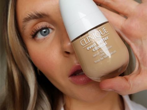 My Honest Review of the Clinique Clinical Serum Foundation | Who What Wear UK Clinique Serum Foundation, Clinique Foundation Shades, Clinique Makeup Foundation, Clinique Foundation, Foundation Application, Beauty Advisor, How To Match Foundation, Clinique Moisturizer, Clinique Makeup